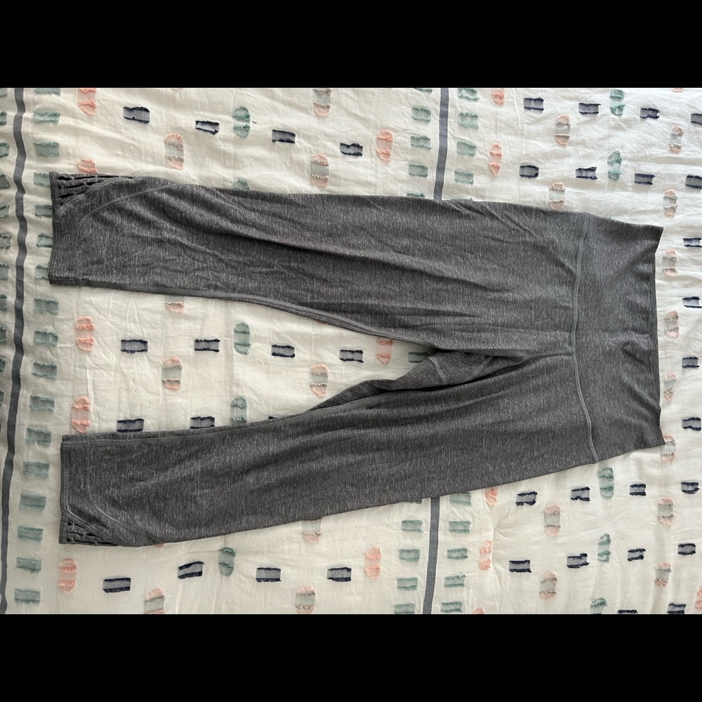 Lulu high rise crop